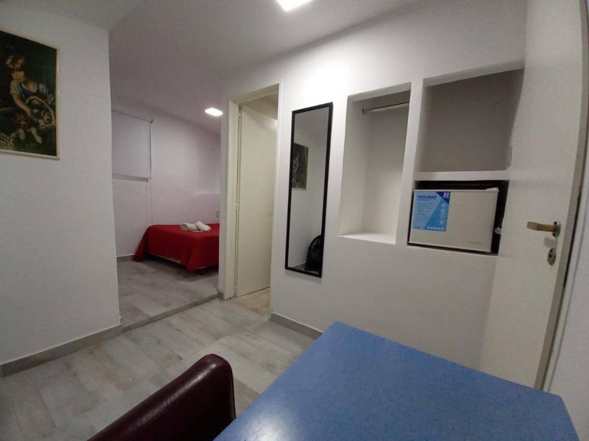 Hotel San Carlos Buenos Aires Bagian luar foto