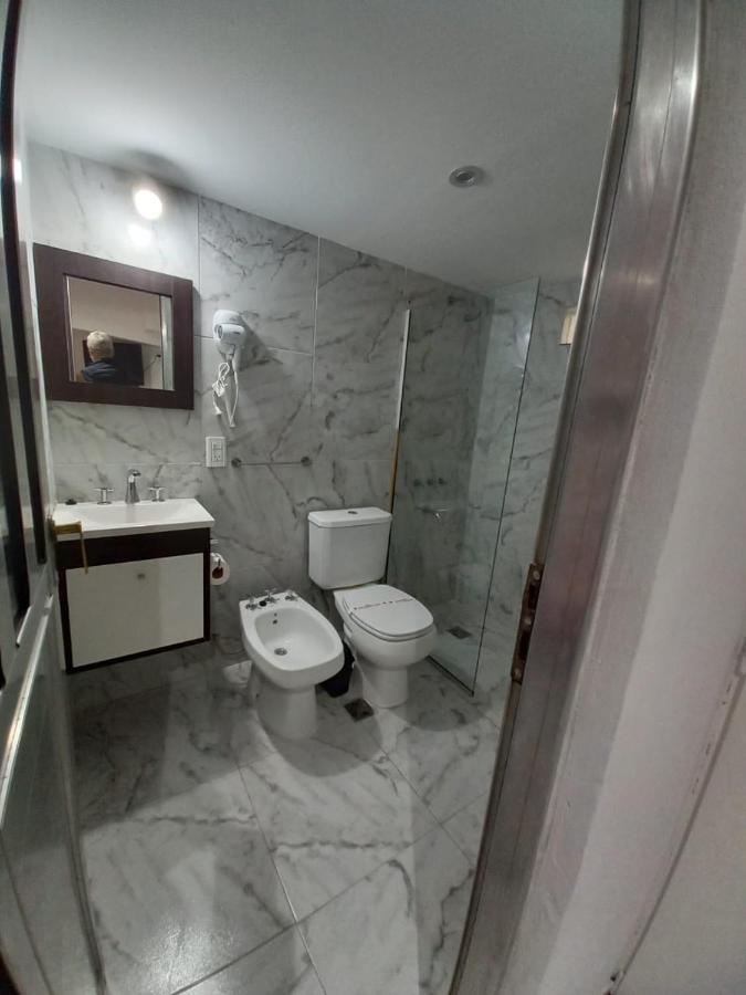 Hotel San Carlos Buenos Aires Bagian luar foto