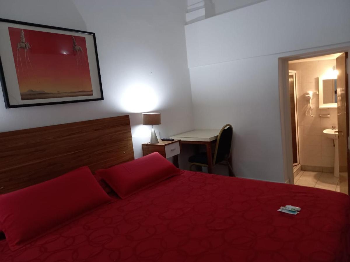 Hotel San Carlos Buenos Aires Bagian luar foto