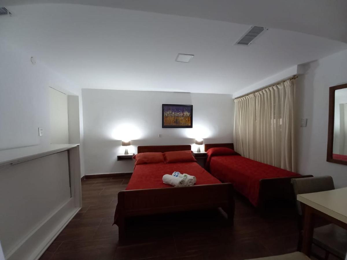 Hotel San Carlos Buenos Aires Bagian luar foto