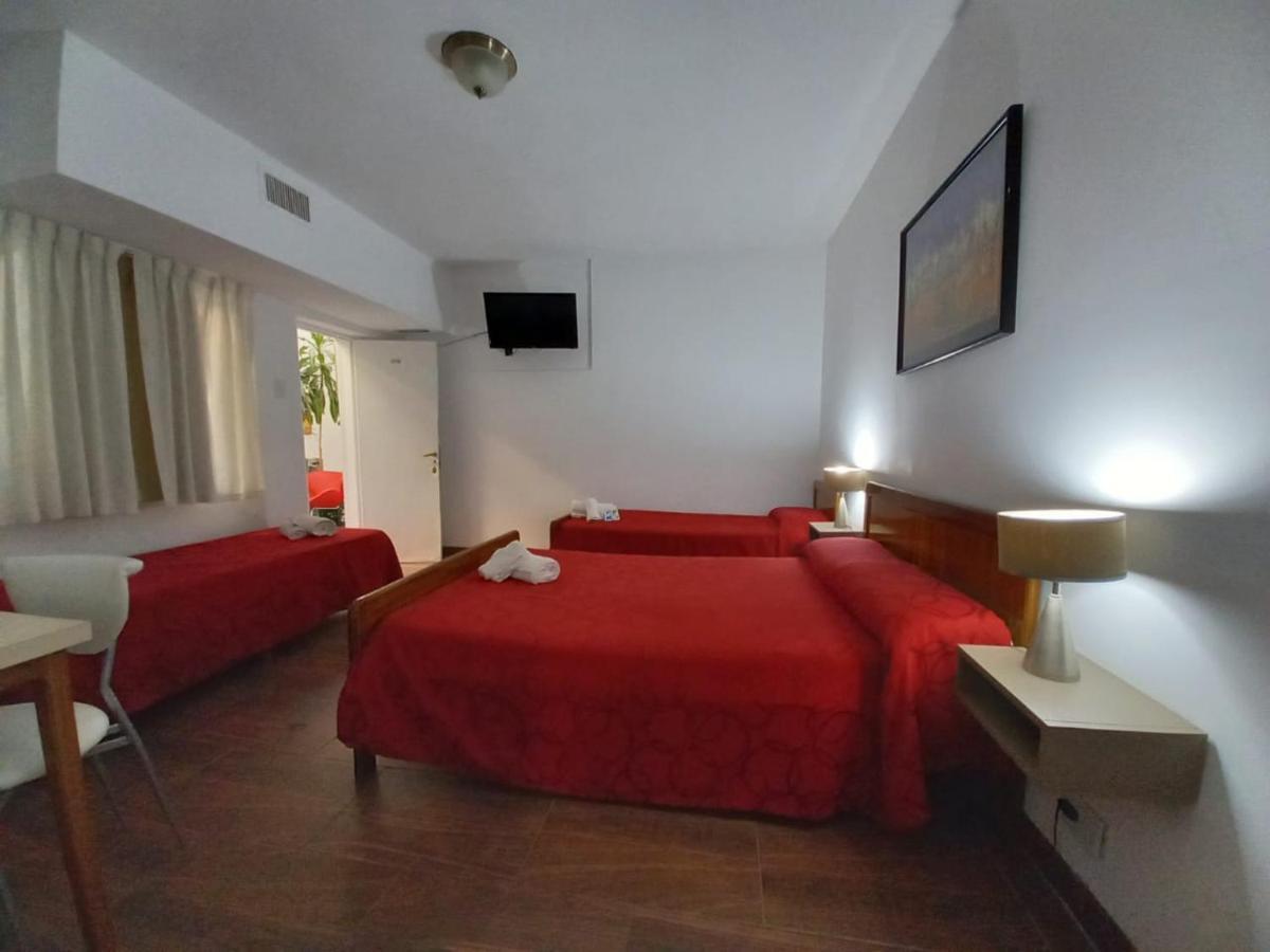 Hotel San Carlos Buenos Aires Bagian luar foto